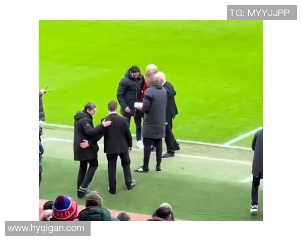 弗格森盛赞曼联夏窗神签！点名一人“难以想象”